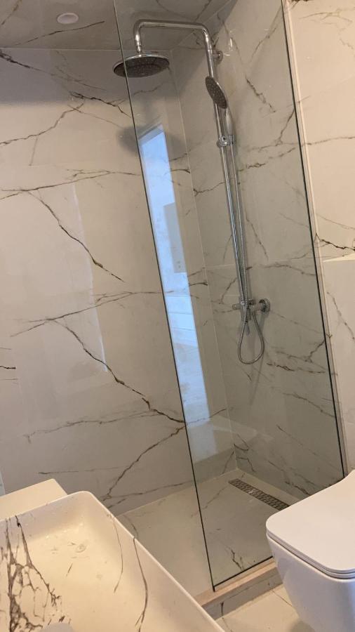 Currila Modern Luxury Stunning Views *