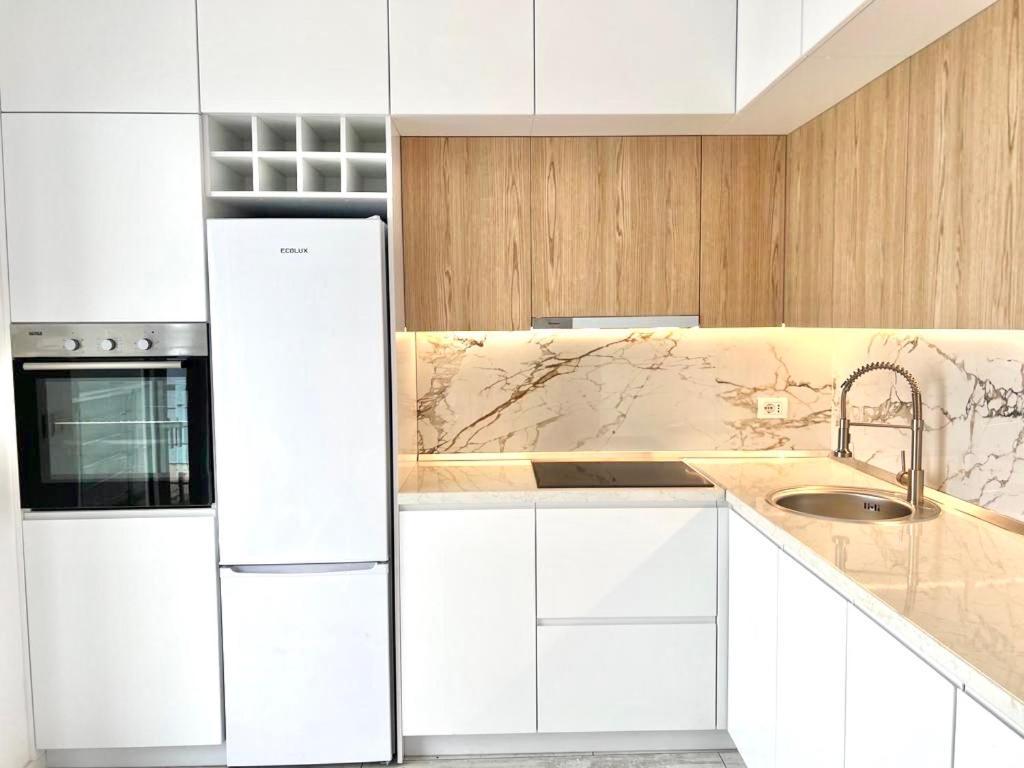 Currila Modern Luxury Stunning Views