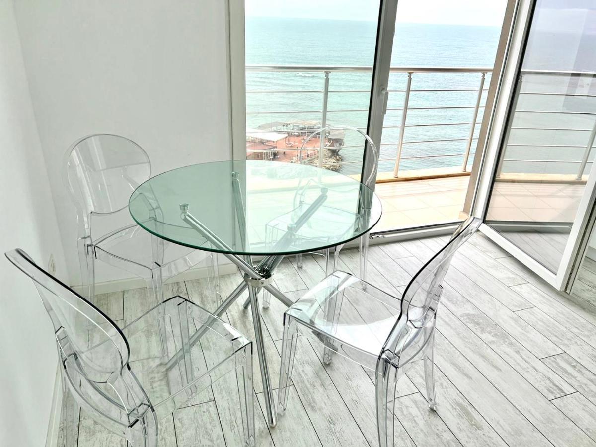 Currila Modern Luxury Stunning Views