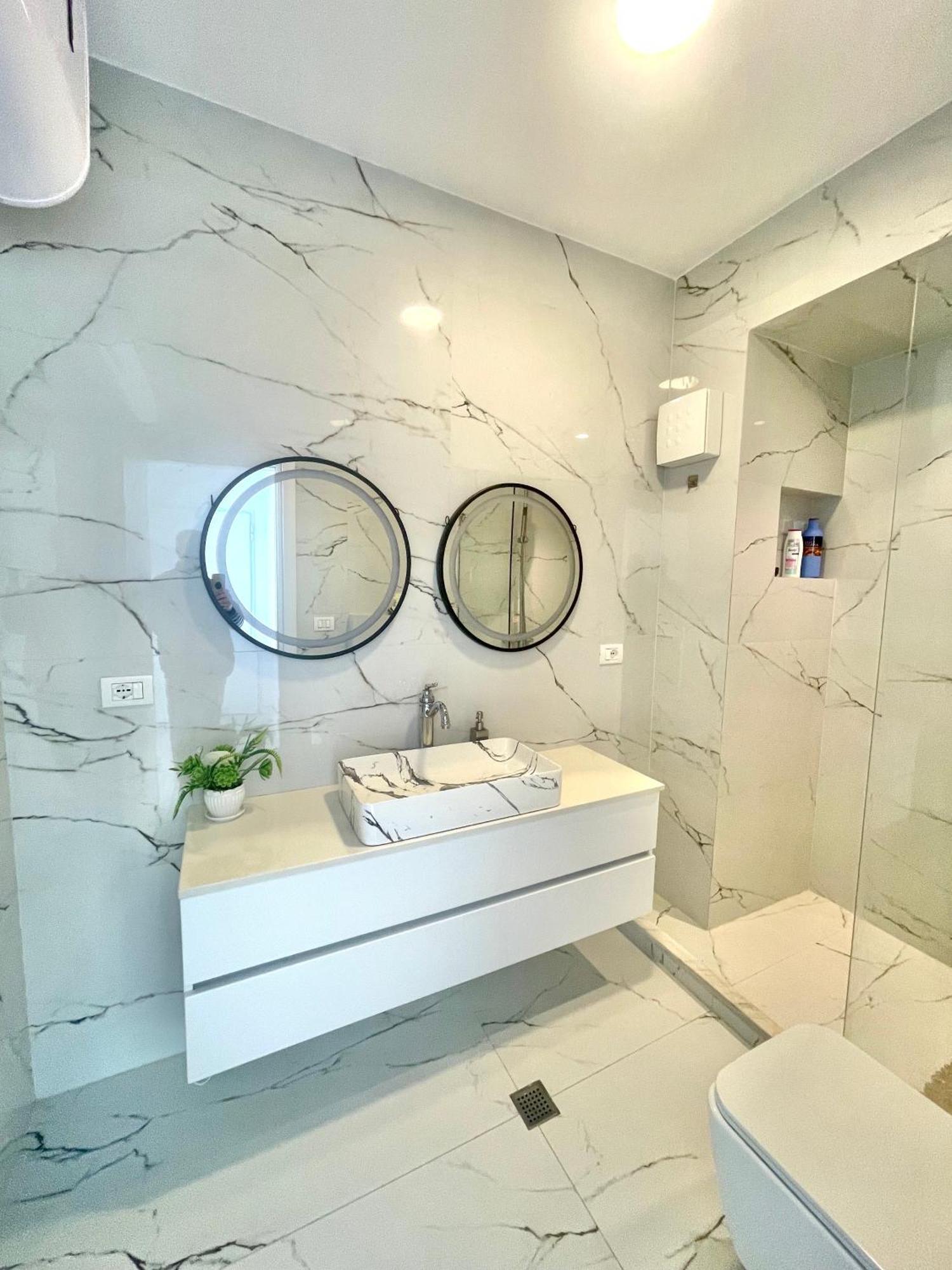 Currila Modern Luxury Stunning Views Apartmán Durrës