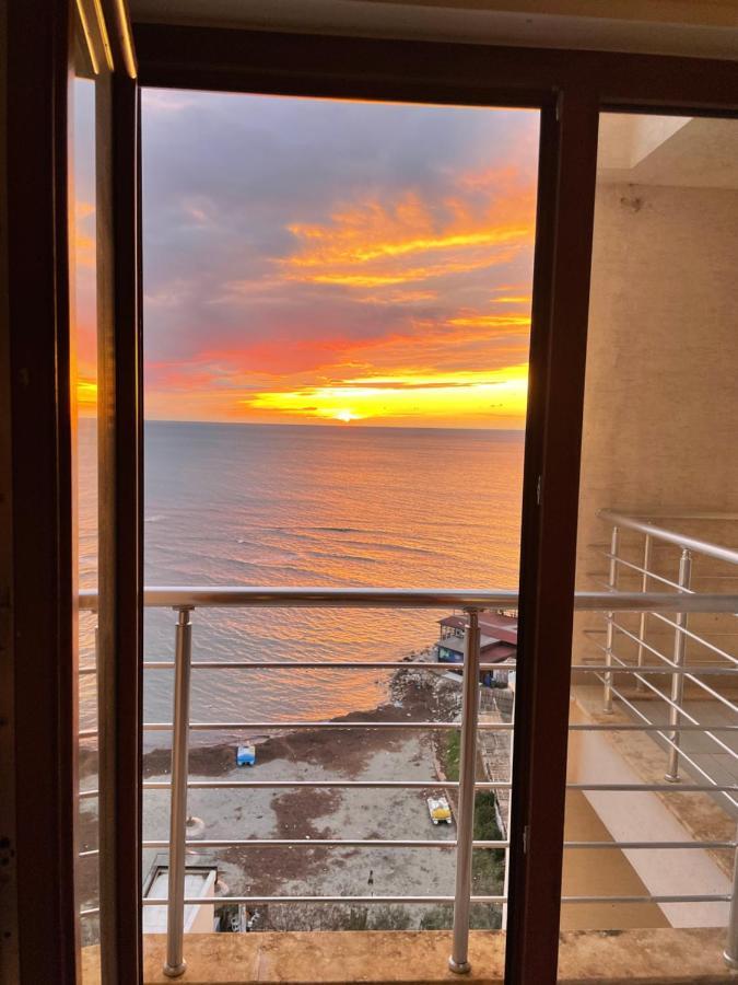 Currila Modern Luxury Stunning Views Apartment